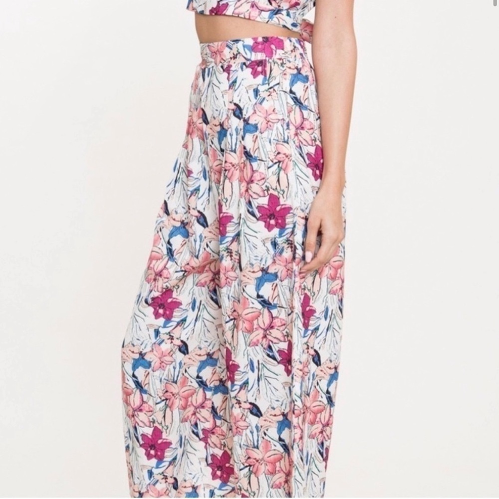 L'ATISTE Floral Multicolor Flared Pants and Cropped Top Set Sz S